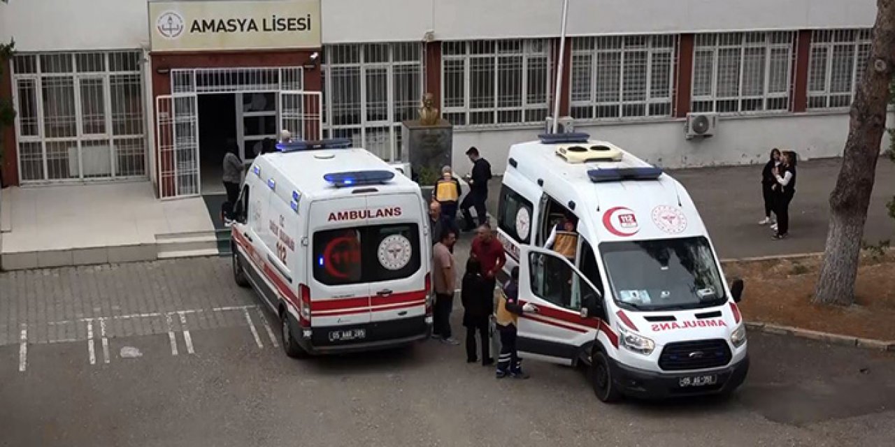 Çiğ köfte yiyen 5 öğrenci hastanelik oldu