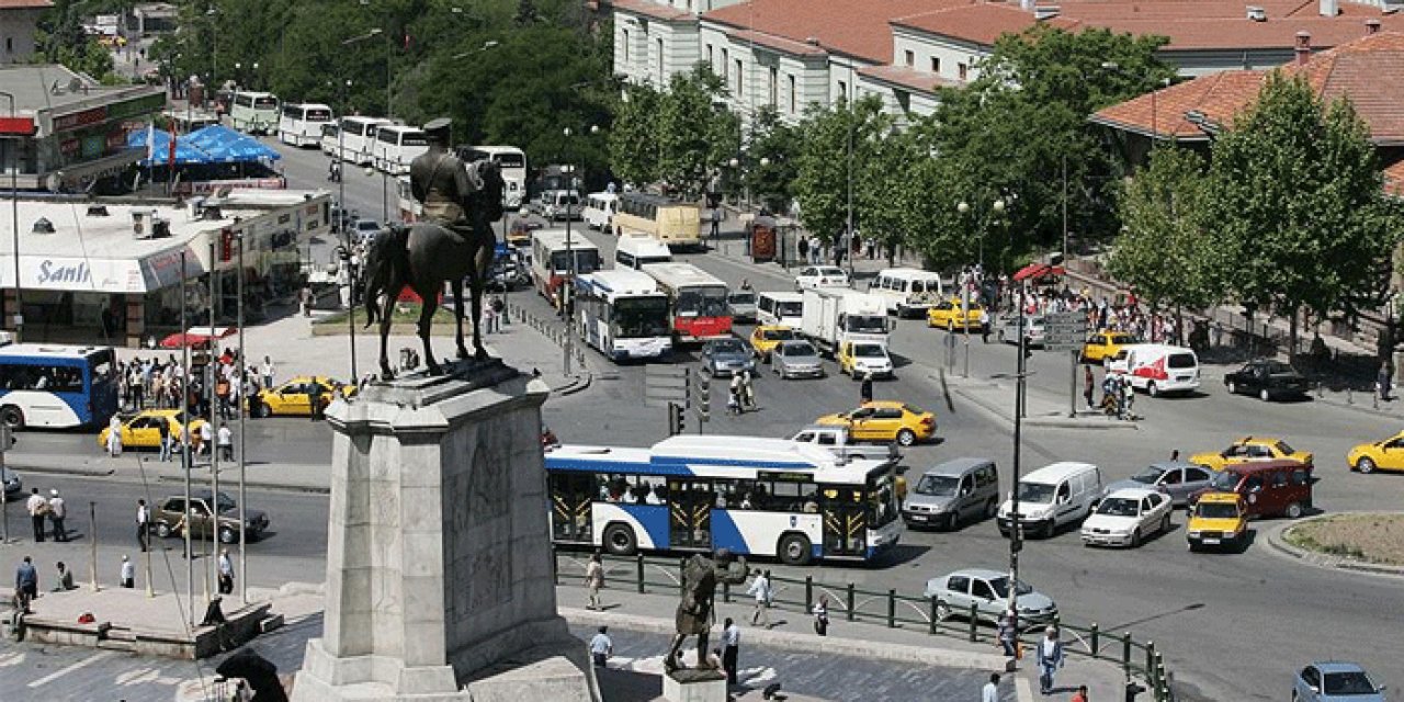 Ankara Emniyeti duyurdu: Ulus'ta şüpheli paket uygulaması