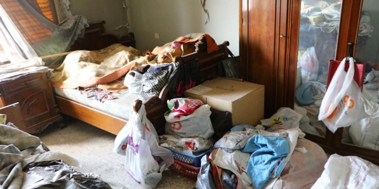 Adana’daki çöp evden 2 kamyon çöp çıktı