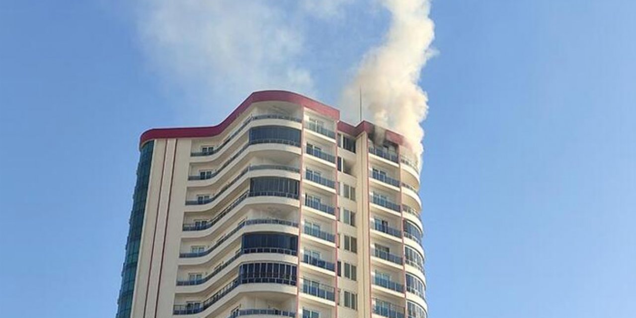 Korku ve paniğe neden olmuştu; itfaiye ekiplerince söndürüldü