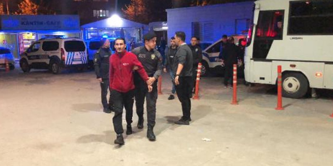 31 kaçak göçmen sınır dışı edildi