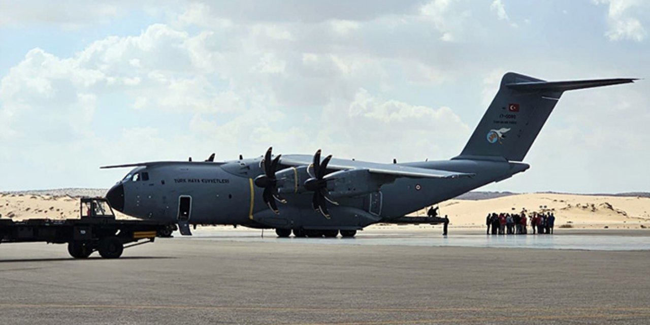 Türkiye'nin Gazze için yardım taşıyan ilk uçağı Mısır'a indi