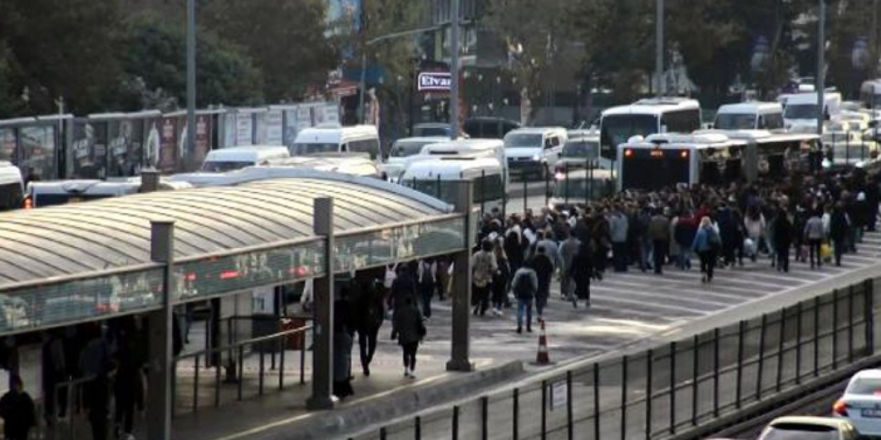 İstanbullu vatandaşa kapalı durak sürprizi