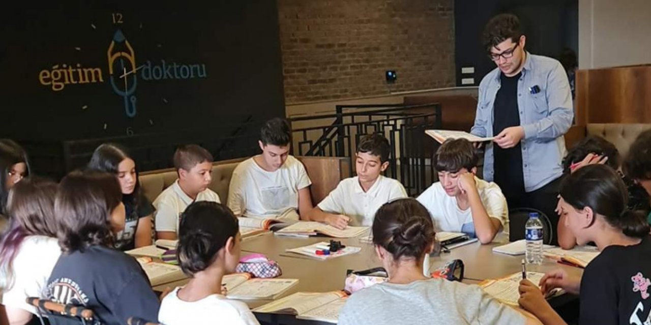 “Eğitim Doktoru’ndan” eğitime yeni soluk: Beşi bir yerde