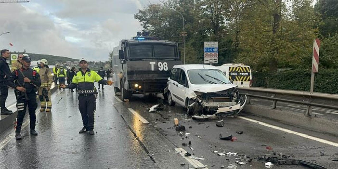 İstanbul'da korkunç zincirleme kaza: 13 araç ve 1 TOMA birbirine girdi