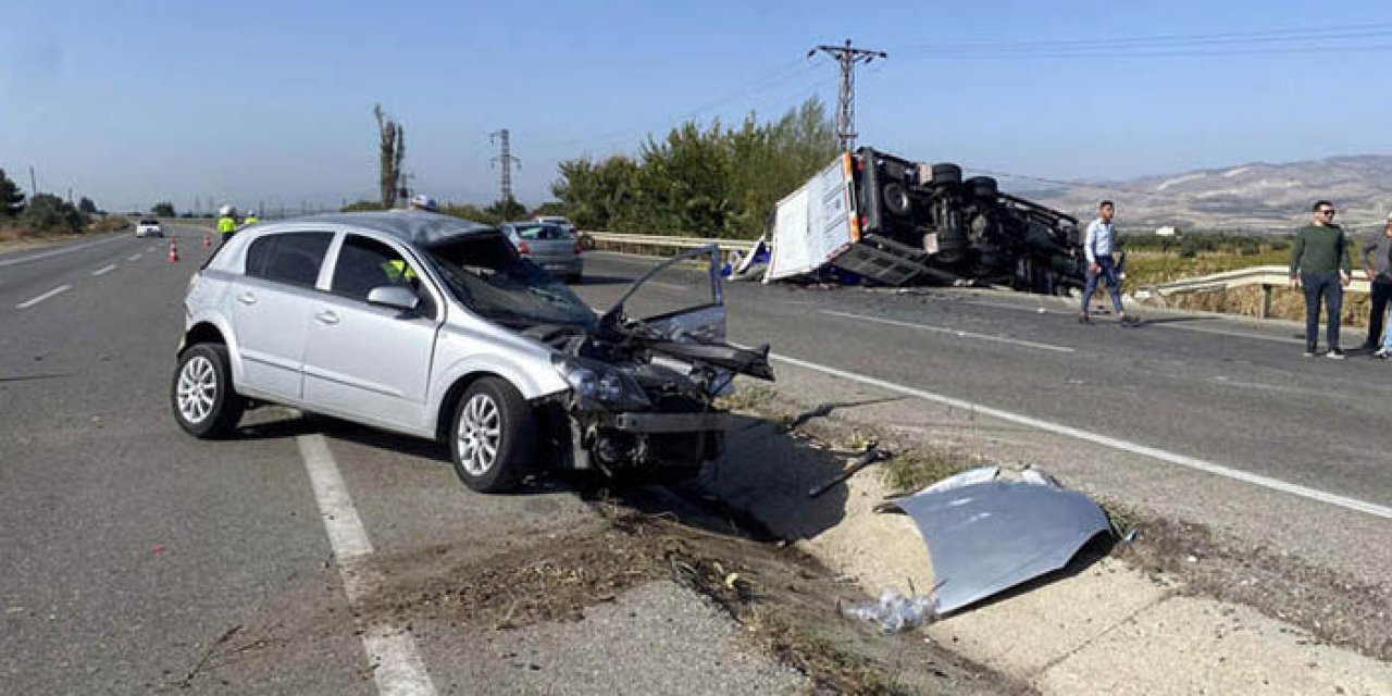 Kamyon ile otomobil kafa kafaya girdi: 3 yaralı