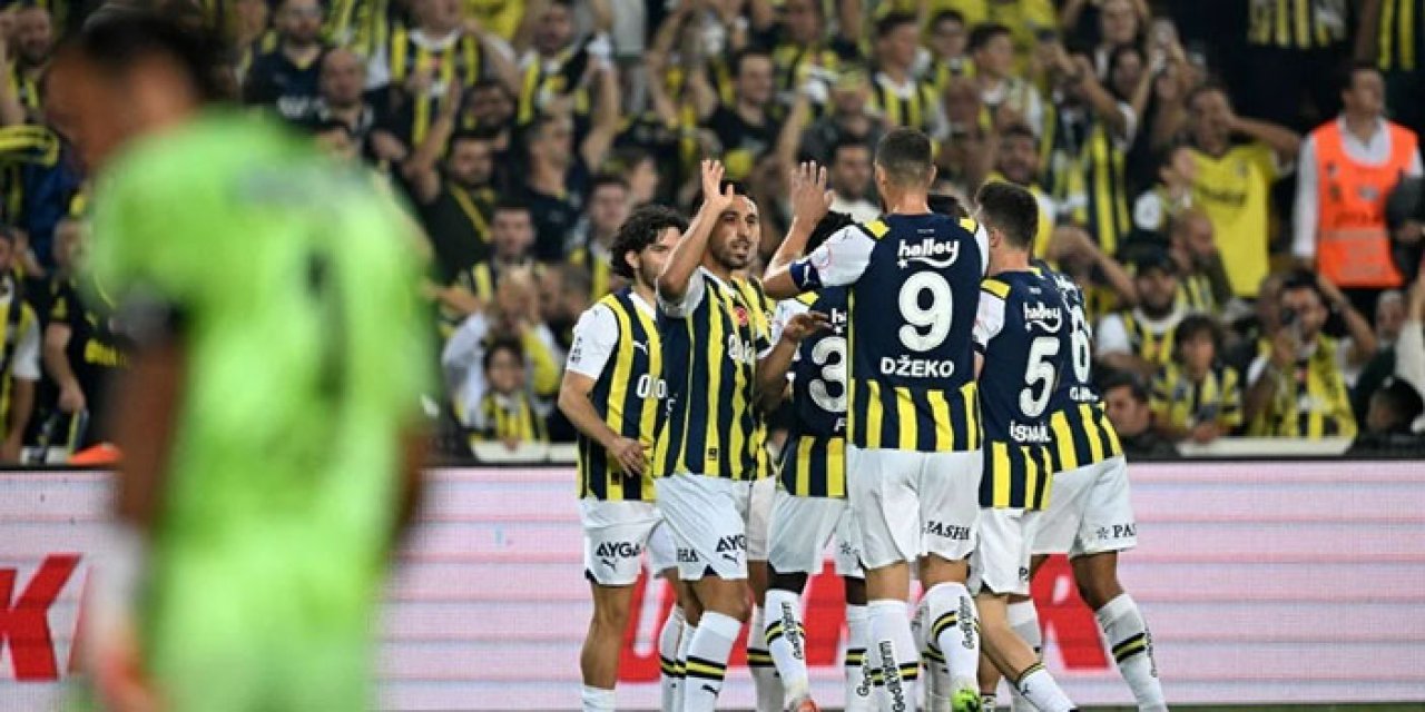 Beşiktaşlı isimden ilginç Fenerbahçe yorumu: “Kıskanmakta haklıyız canlar!”