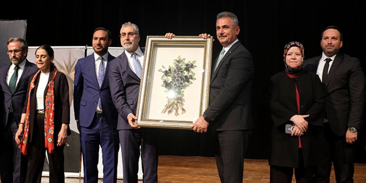 Bakan Vedat Işıkhan ve Ak Parti Mamak İlçe Teşkilatı bir araya geldi: Gazze ve yerel seçimler konusu görüşüldü