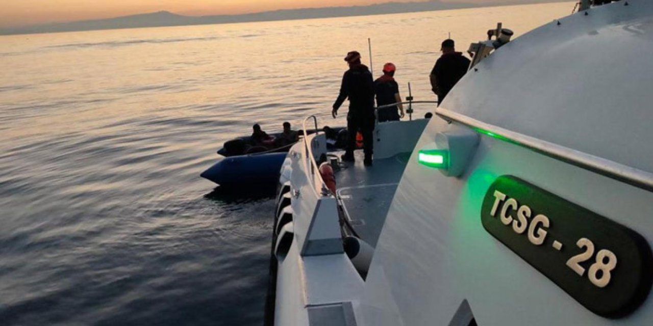 Balıkesir Ayvalık’ta 52 göçmen kurtarıldı