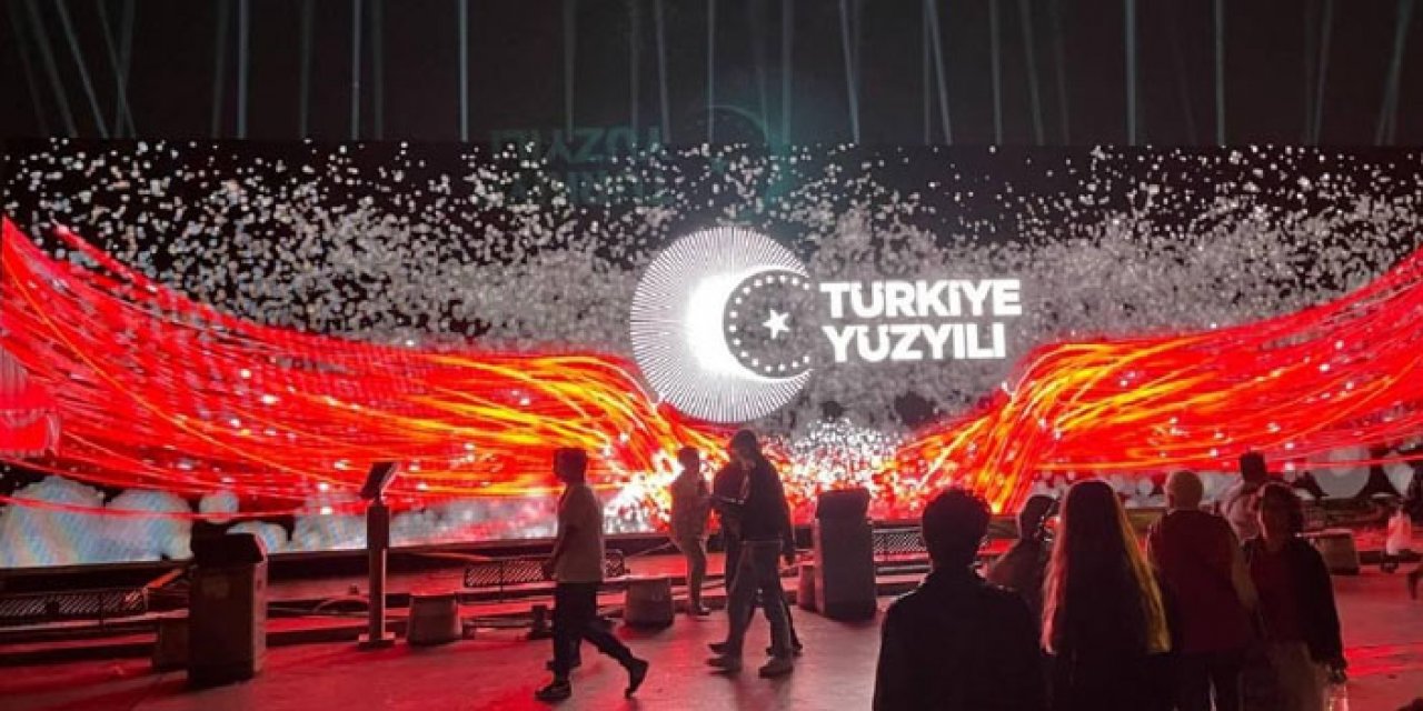 Türkiye'de Cumhuriyet coşkusu devam ediyor