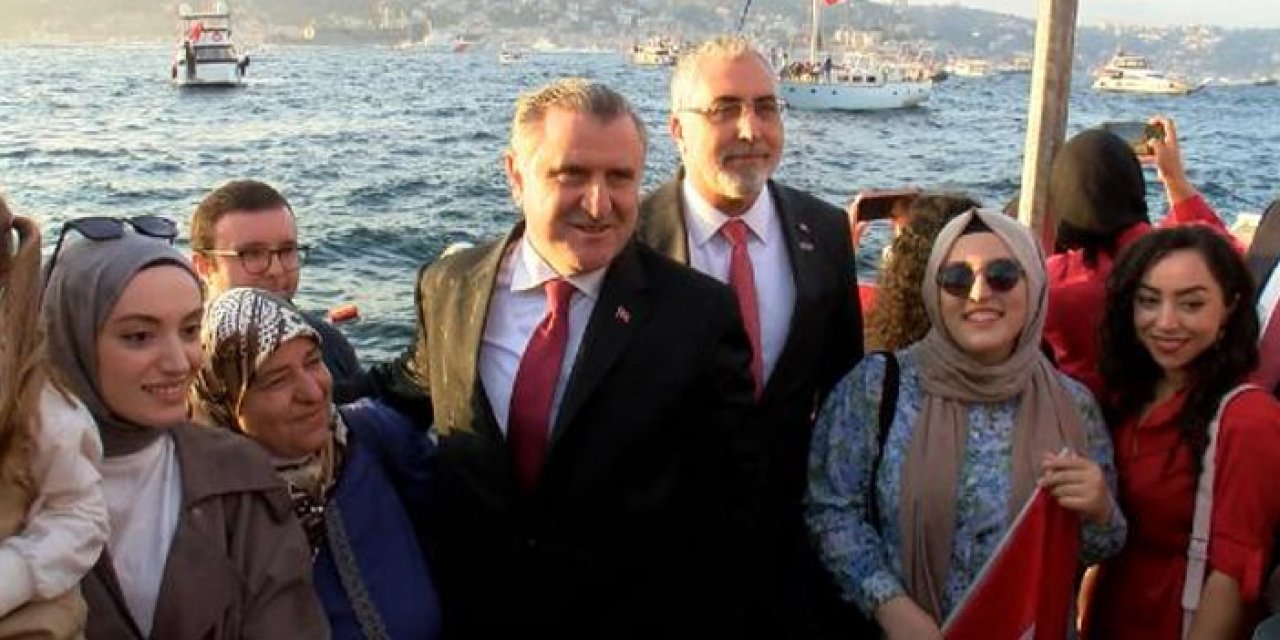 Boğazda Cumhuriyet coşkusu