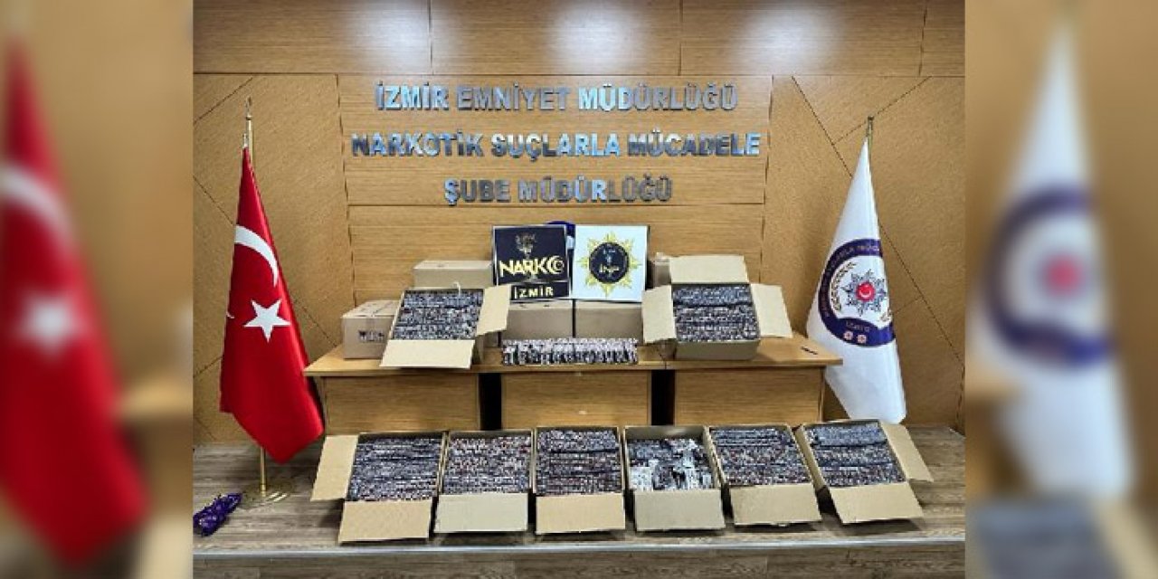 İzmir’de zehir tacirlerine darbe: 117 bin hap ele geçirildi
