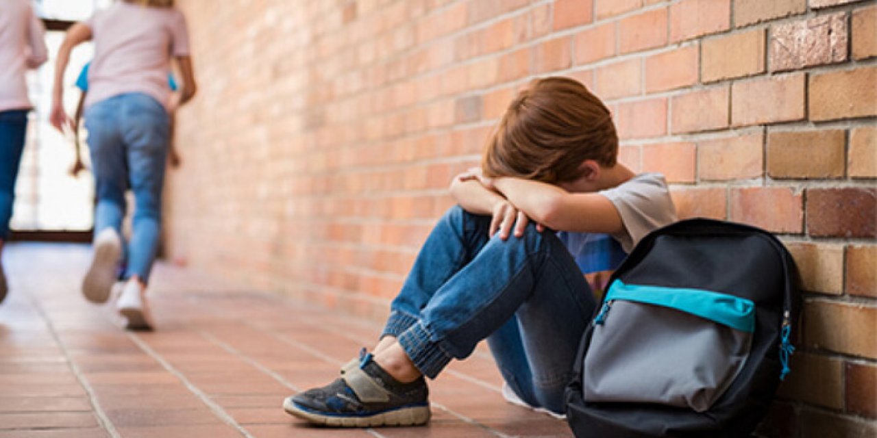 Okullarda yeni tehlike: Gizli bilgileri paylaşıyorlar