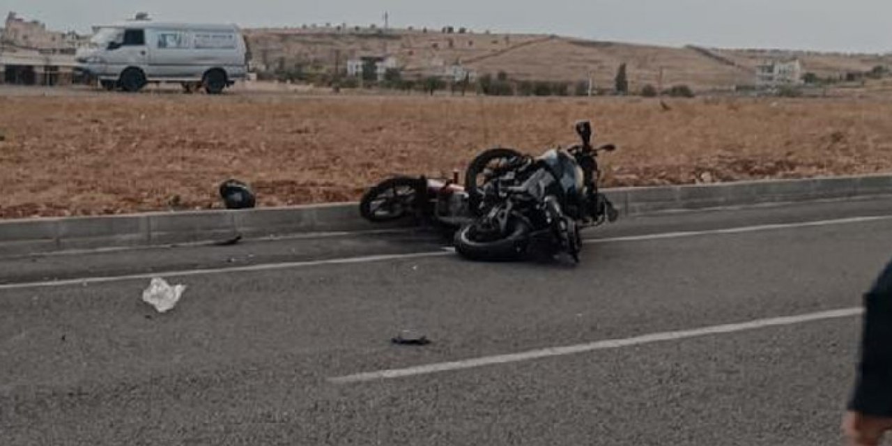 Mardin’de kavşakta 2 motosiklet çarpıştı: 2 ağır yaralı