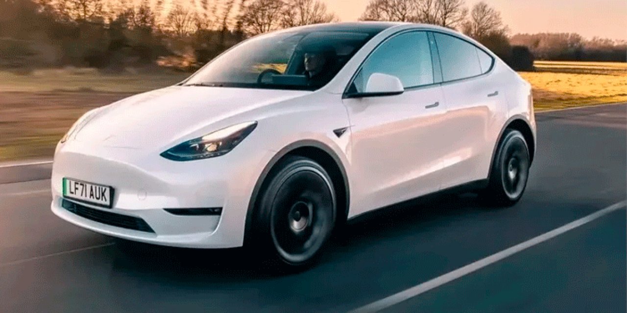 Tesla'dan Türkiye’ye özel 400 bin liralık indirim