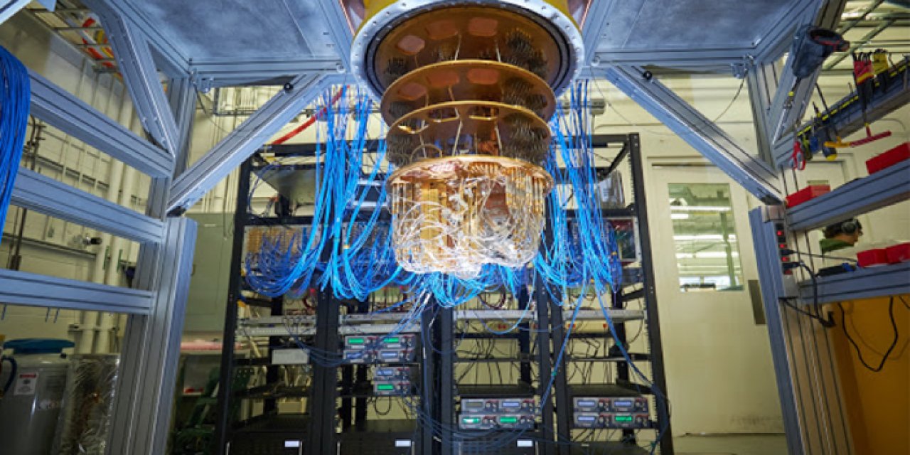 Kuantum cihazlarda devrim: IBM’in süper bilgisayarı ikinci sıraya geriledi