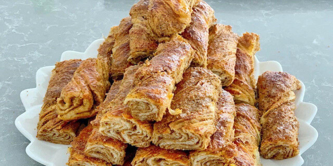 Hazır Yufkayla Pratik Tarif! Haşhaşlı Tahinli Çıtır Börek