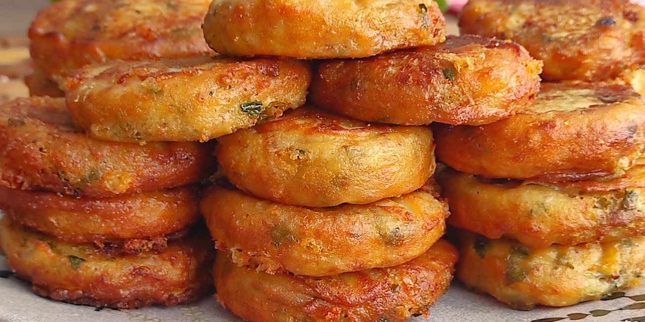 Patatesiniz Varsa Mutlaka Deneyin! Az Malzemeli Patates Köftesi Tarifi