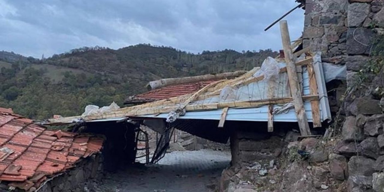 Manisa'da şiddetli rüzgar can aldı