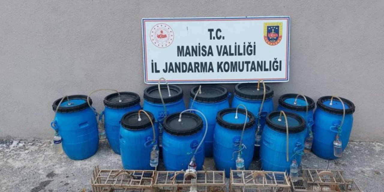 Manisa'da 7,5 ton sahte içki ele geçirildi