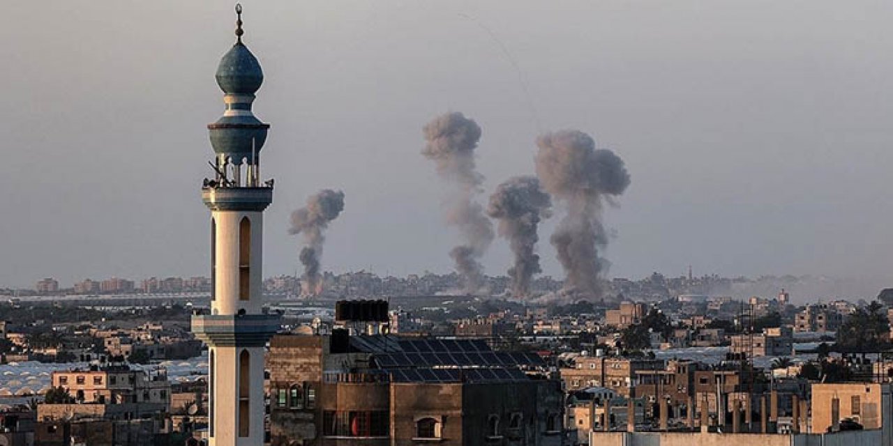 İsrail Han Yunus'ta bir evi vurdu