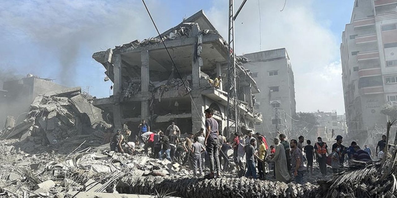 Gazze'deki hükümet: İsrail saldırılarında öldürülenlerin sayısı 11 bin 100'ü aştı