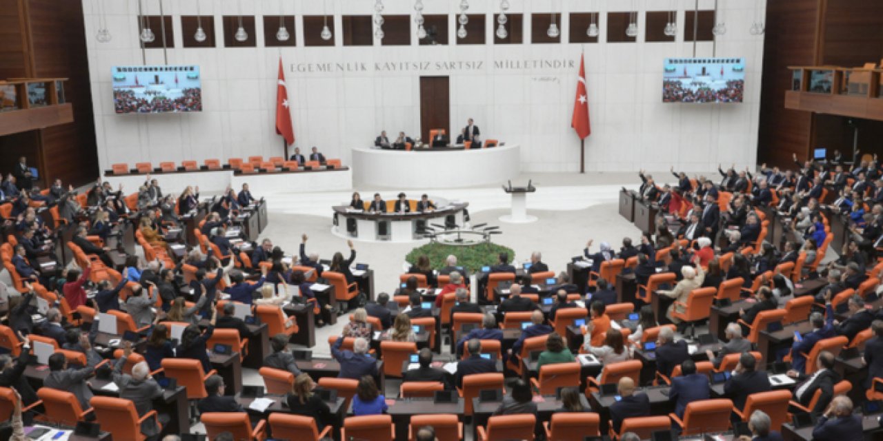 Azerbaycan Tezkeresi Meclis'te: Türk askerin görev süresi uzayacak mı?