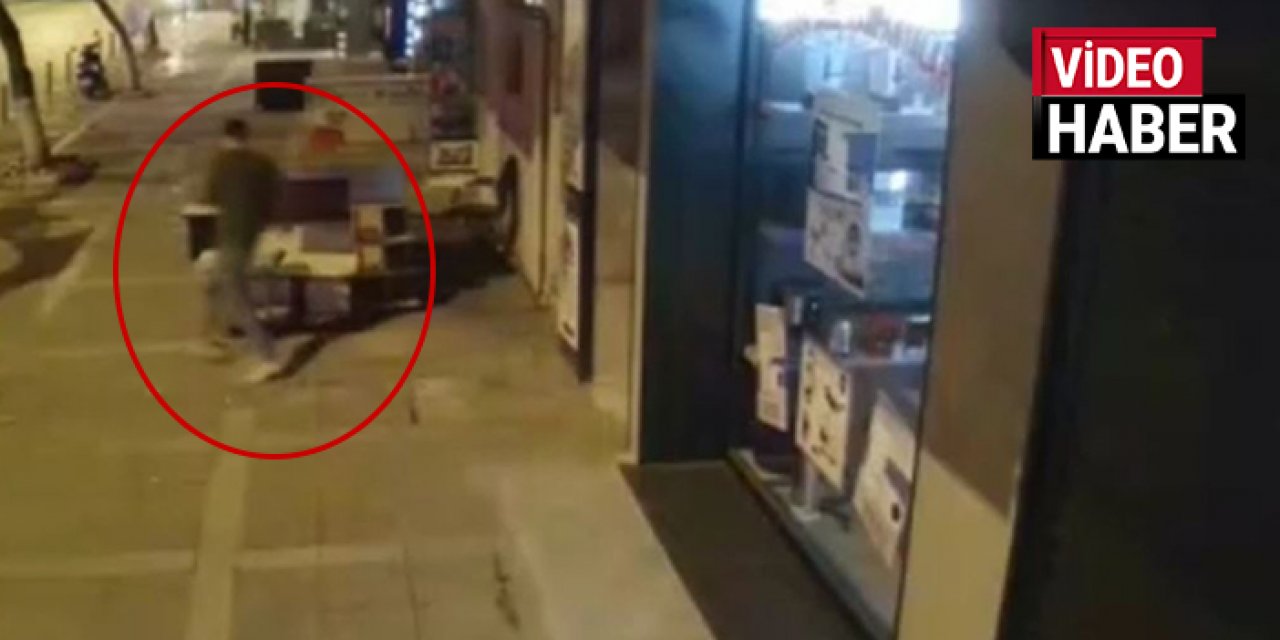 İzmir'de hırsız suçüstü yakalandı: Bakın nasıl çalmış!