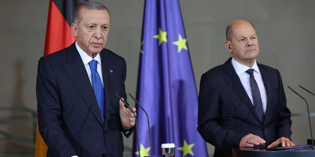 Cumhurbaşkanı Erdoğan Almanya'da açıklama yapıyor