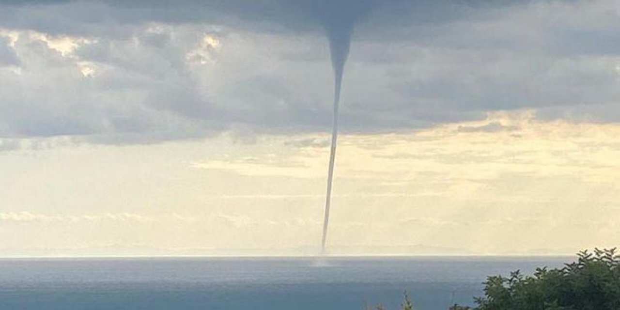 Mersin açıklarında hortum görüntülendi