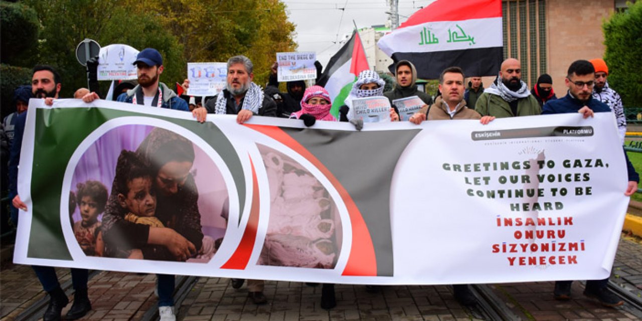 Eskişehir’deki yabancı öğrencilerden Filistin’e destek yürüyüşü