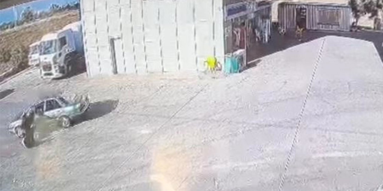 Manisa'da 12 yaşındaki çocuk otomobile binip kaza yaptı!