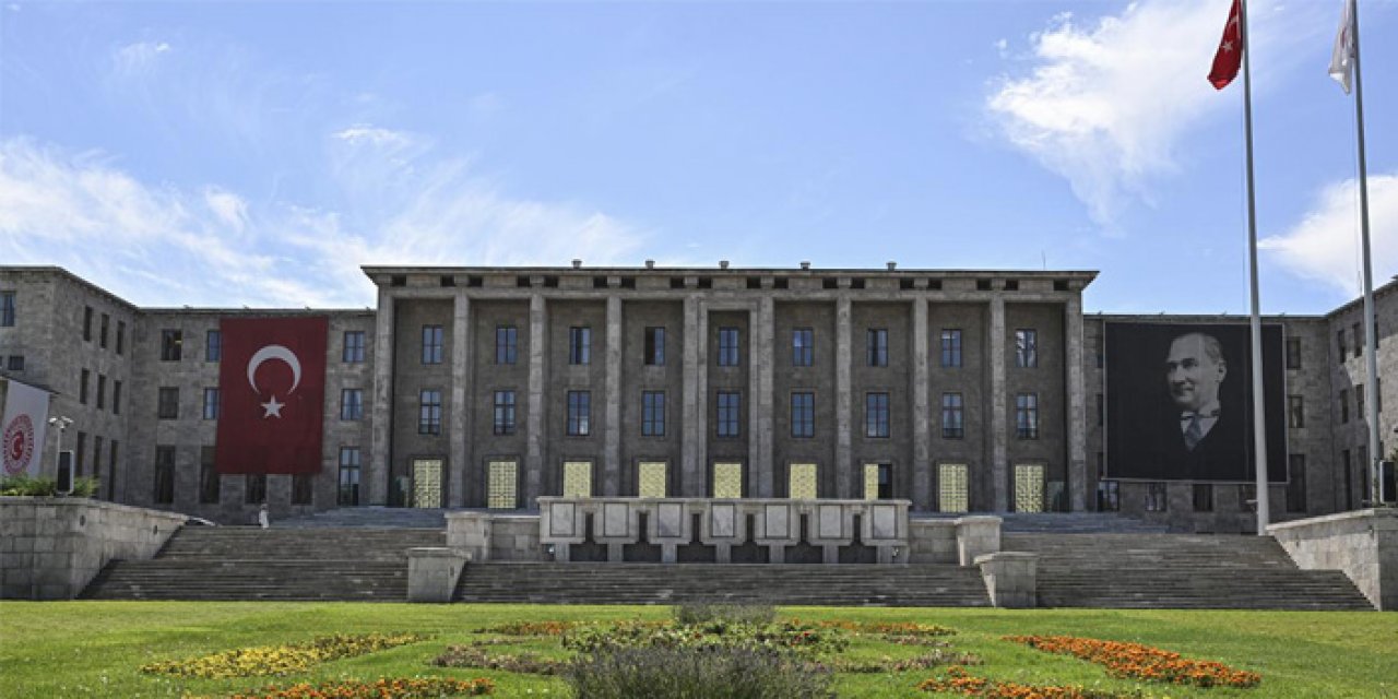 Meclis yüzlerce personel alımı yapacak!