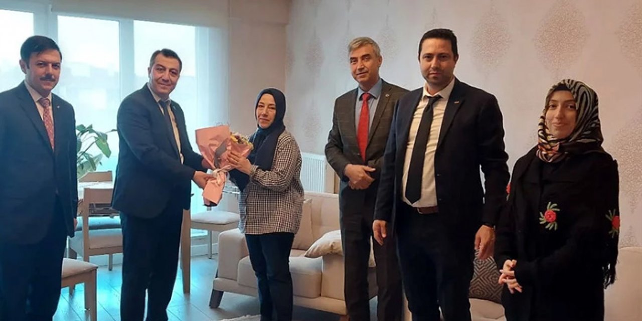 Beypazarı'nda emekli öğretmenlere anlamlı ziyaret!