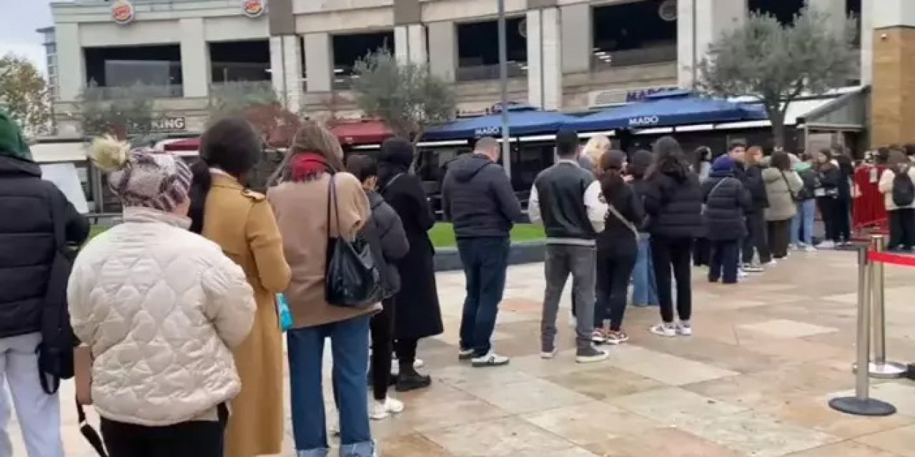 Kara Cuma indirimleri başladı: Ürünler için savaştılar