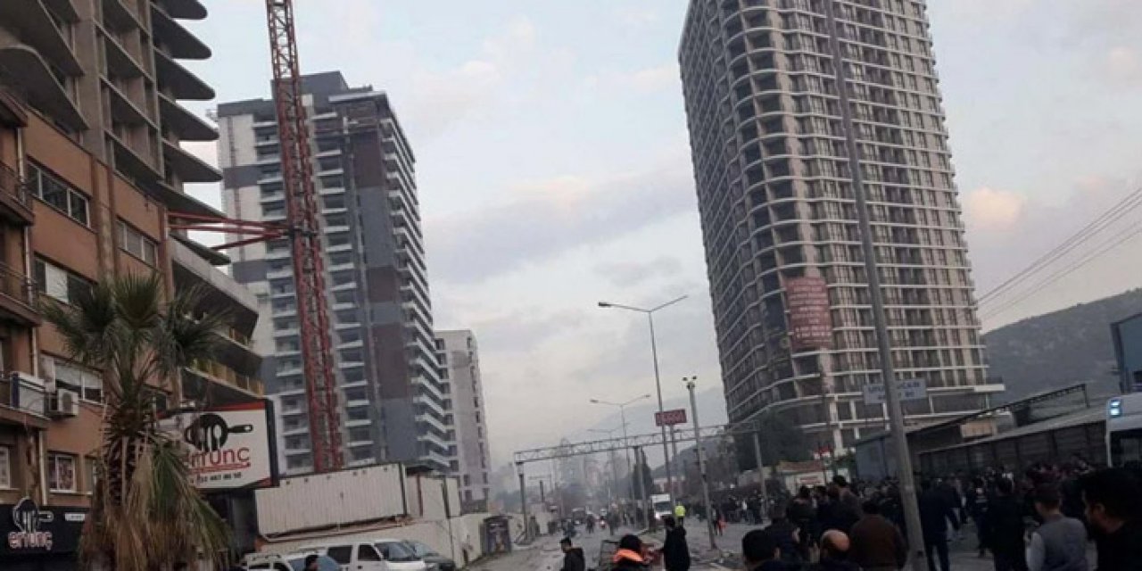 İzmir'de 6 kişinin öldüğü vinç kazasında tutuklanan sanıklar tahliye oldu