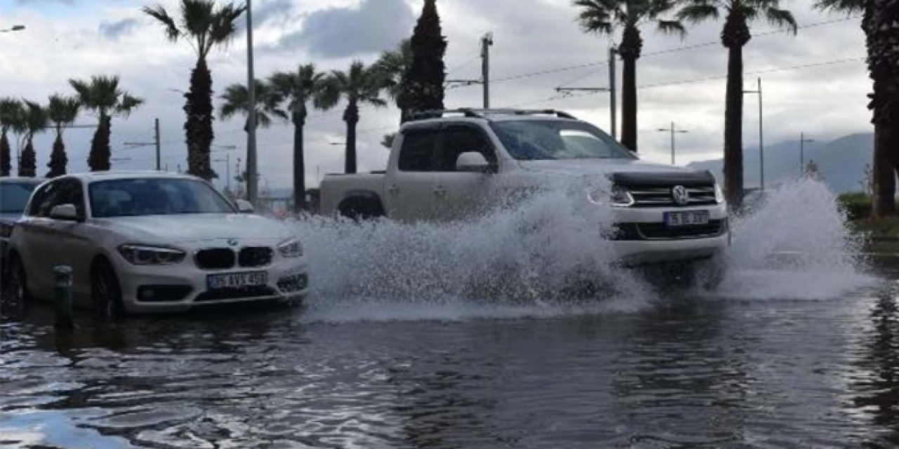 İzmir Büyükşehir Belediye Başkanı Tunç Soyer: Şehirleri doğayla uyumlu kentler haline getirmek mecburiyetindeyiz