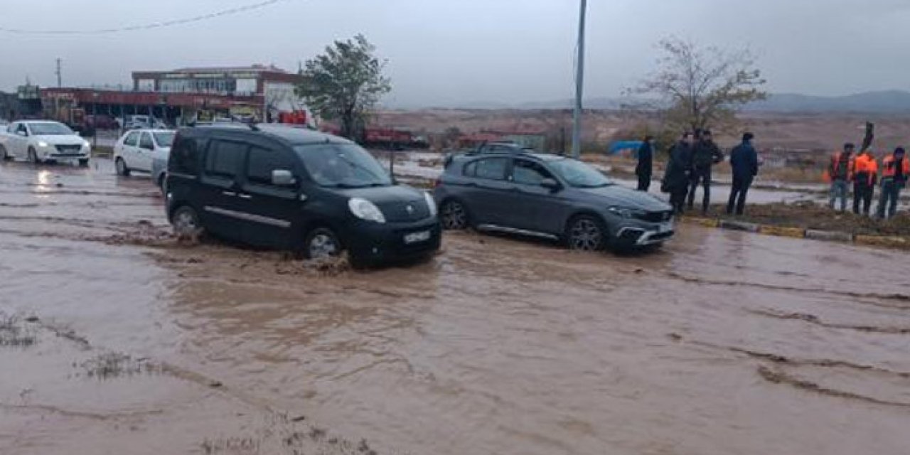 Kırıkkale’de yollar bataklığa döndü