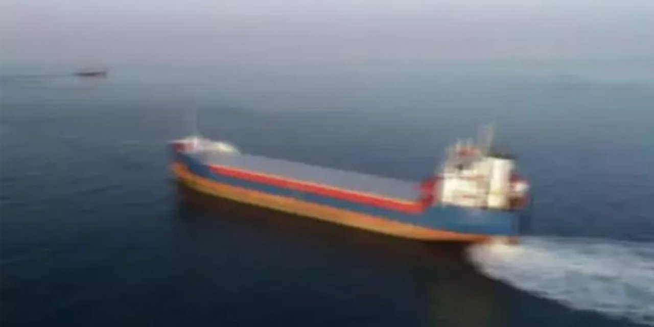 Aden Körfezi'nde içinde Türk kaptanların olduğu gemi kaçırıldı