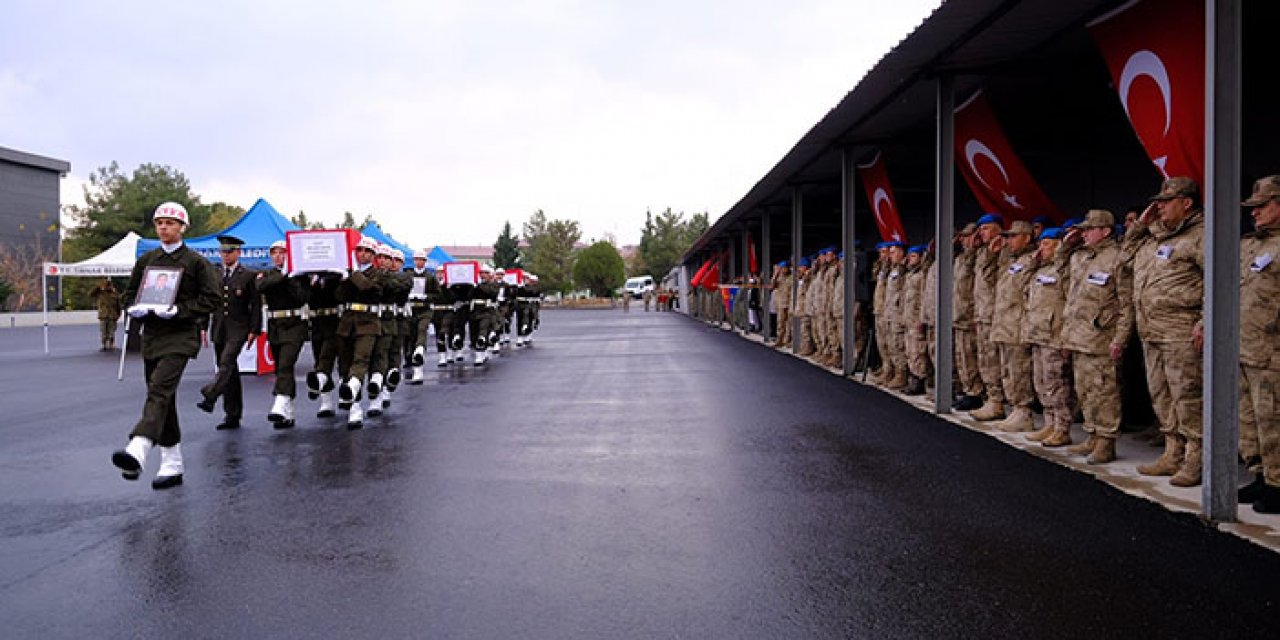 Pençe-Kilit şehitleri son yolculukları için uğurlandı