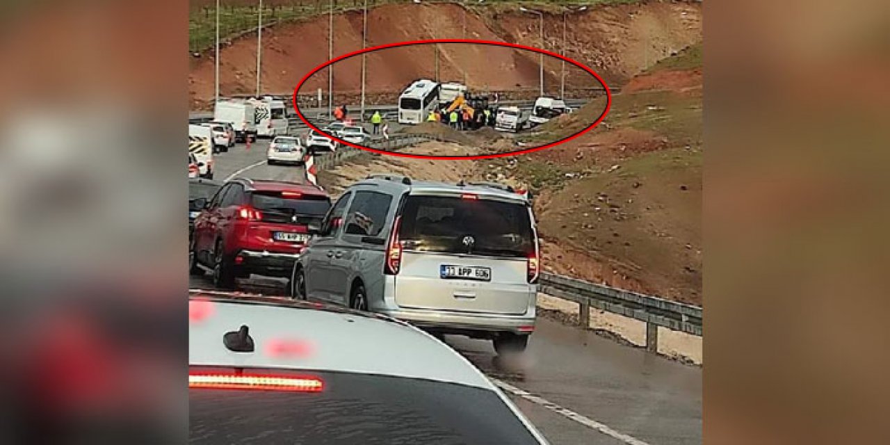 Polisleri taşıyordu: Kontrolden çıkarak bariyerlere çarptı