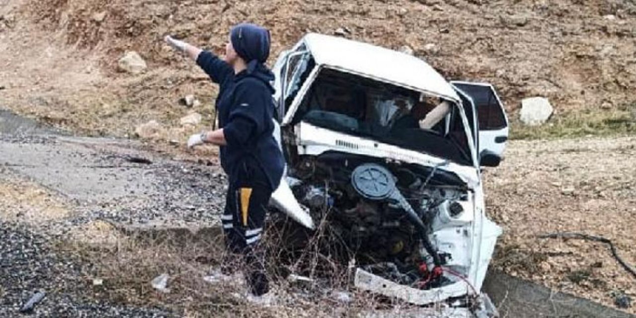 Siirt'te feci kaza! Kontrolden çıkıp su kanalına uçtu: 5 kişi yaralandı