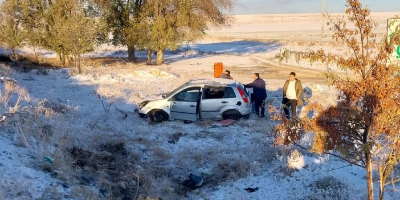 Akılalmaz kaza! Otomobil şarampole uçtu