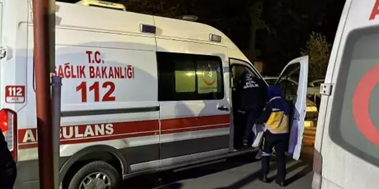 Baba ve oğul ambulans ekibine saldırdı: Sebebini duyanlar inanamadı