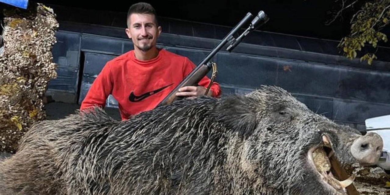 Çiftçi köpeğine saldıran 397 kilo ağırlığındaki yaban domuzunu öldürdü!
