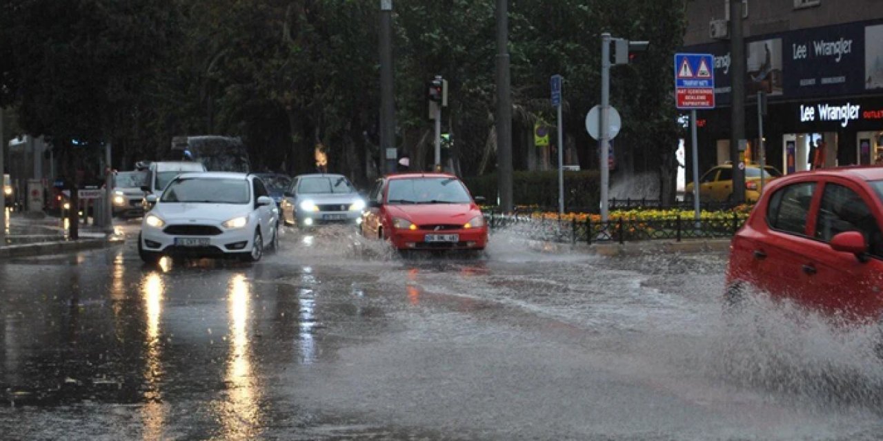 Yağışlar İzmir’i ne zaman terk edecek? İşte cevabı…