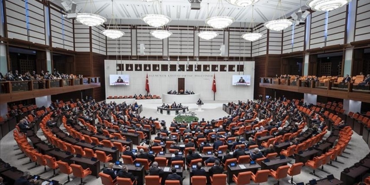 Libya tezkeresi uzatıldı