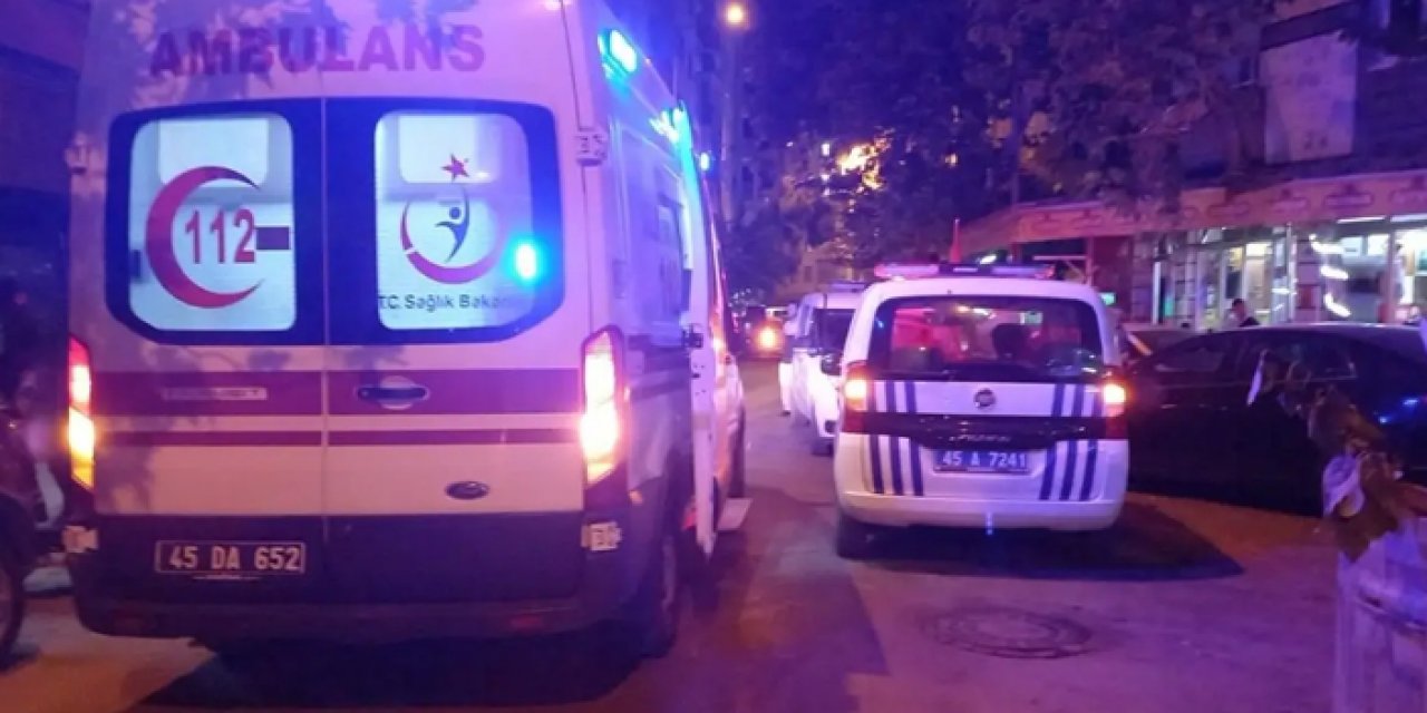 Manisa’da iki grubun kavgası kanlı bitti: 2 yaralı