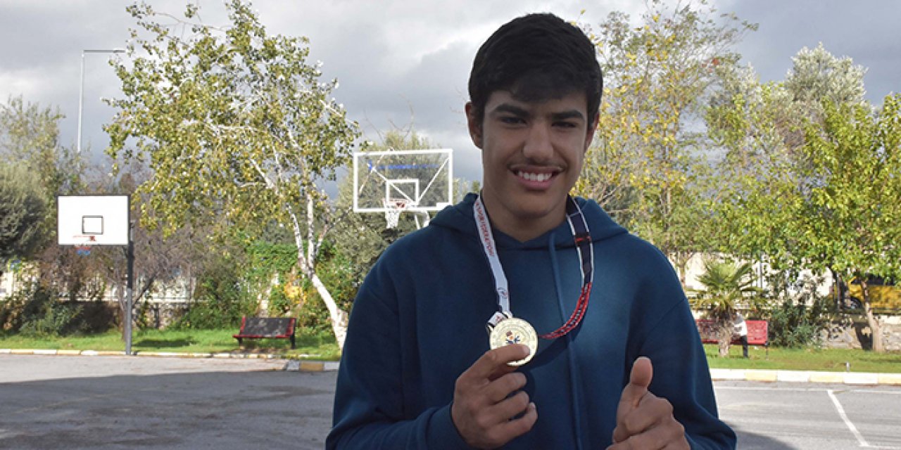 İzmir'in özel sporcusu Burak herkese örnek oluyor