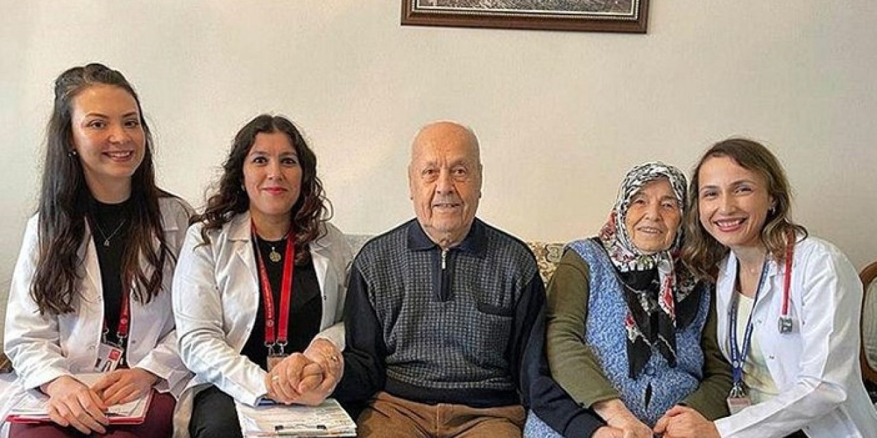 İzmir’den Türkiye’ye örnek davranış